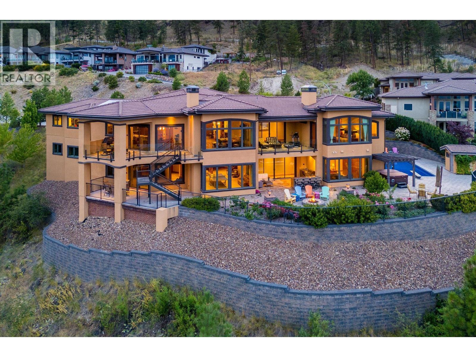 2513 Casa Palmero Drive. West Kelowna, British Columbia