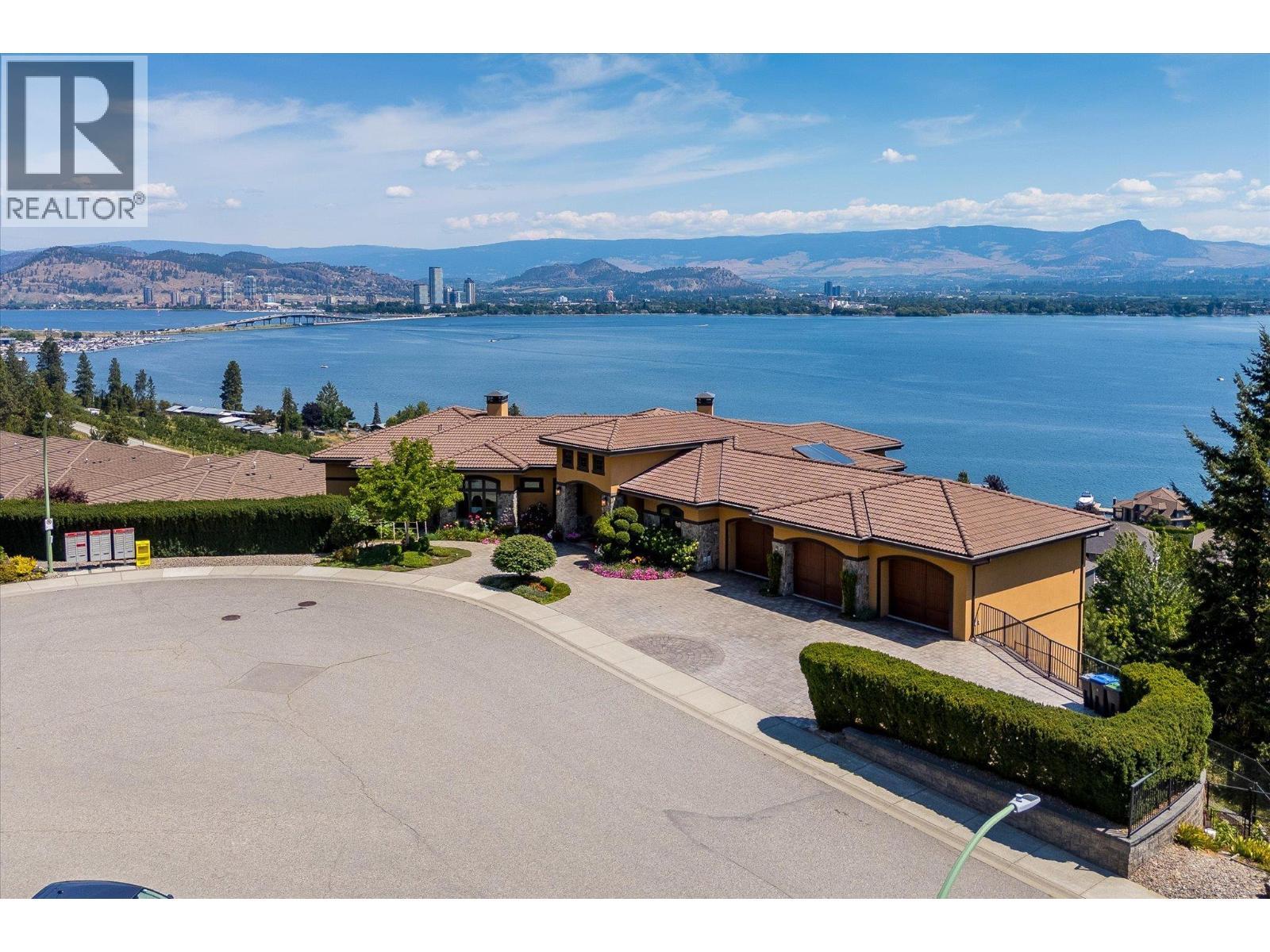 2513 Casa Palmero Drive. West Kelowna, British Columbia