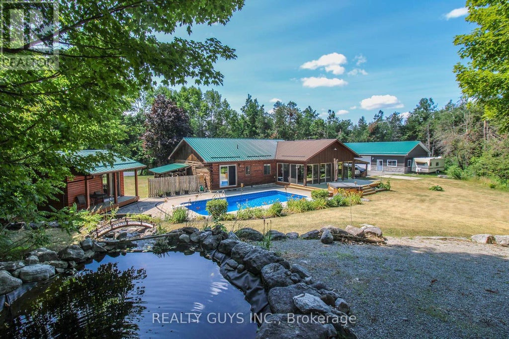 891 County Road, Trent Lakes