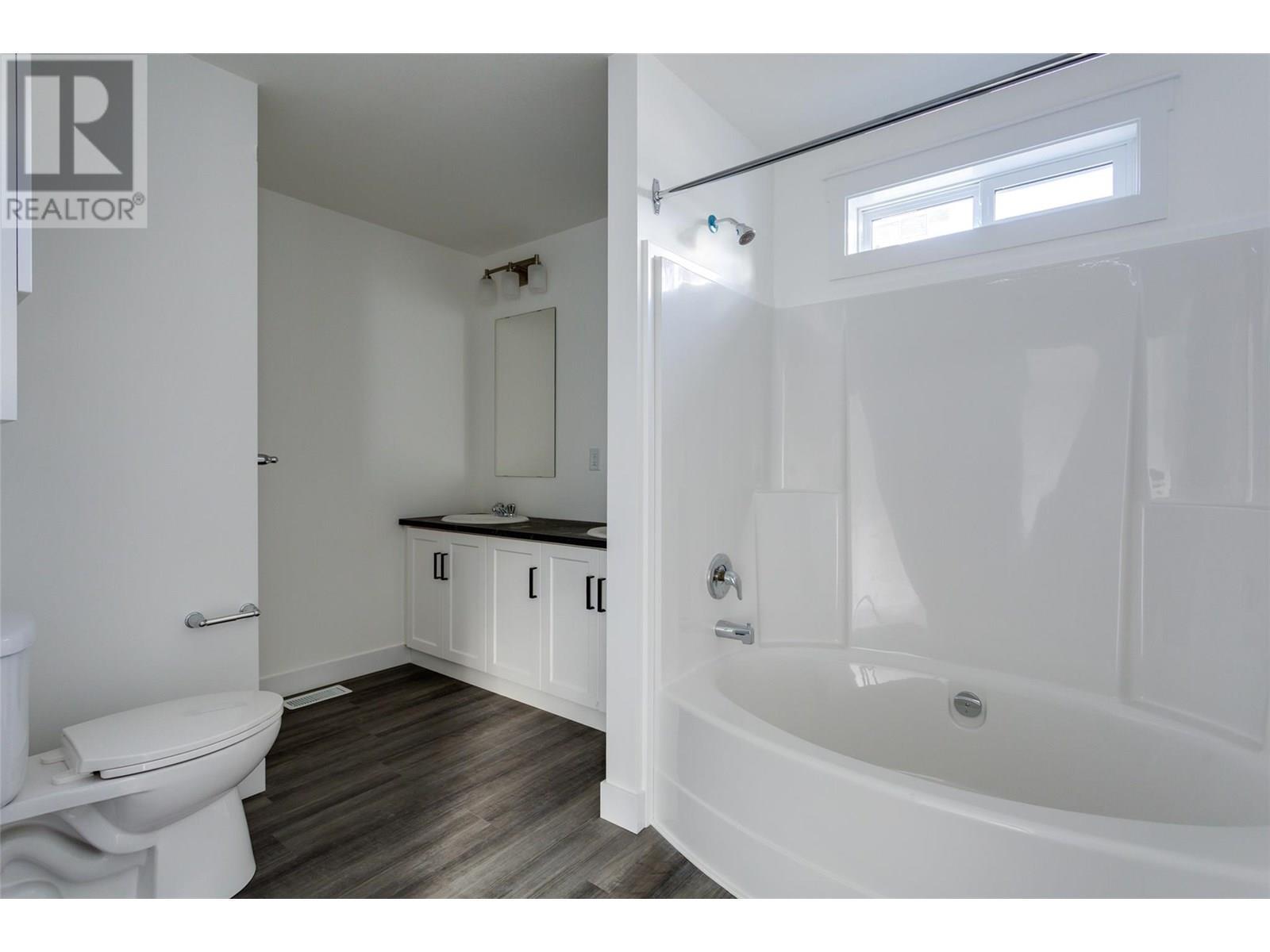 3591 Old Vernon Road Unit# 312. Kelowna, British Columbia