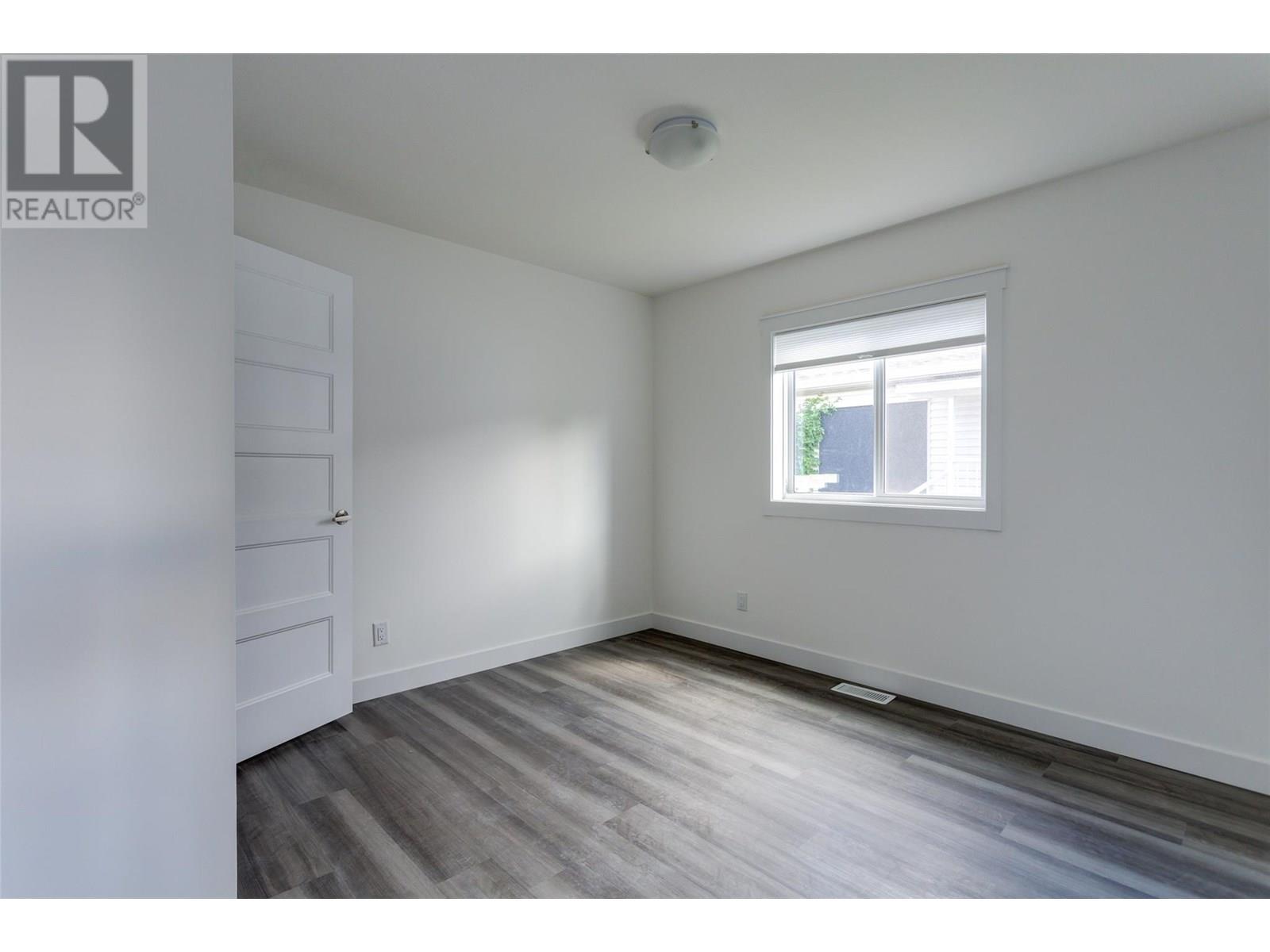 3591 Old Vernon Road Unit# 312. Kelowna, British Columbia