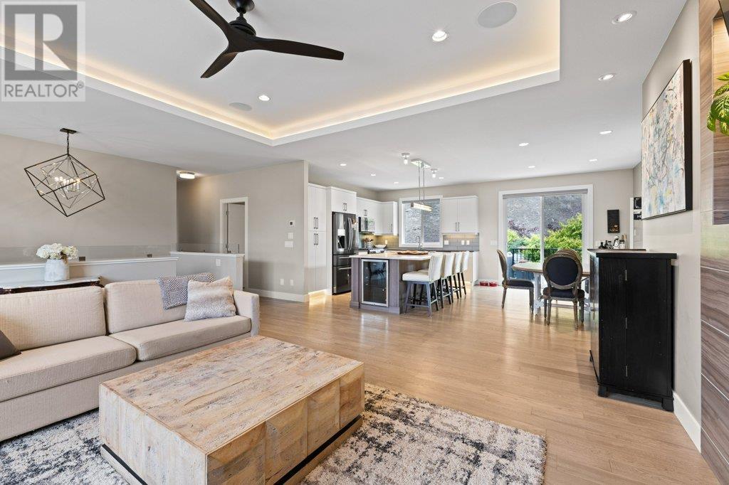 288 Upper Canyon Drive N. Kelowna, British Columbia