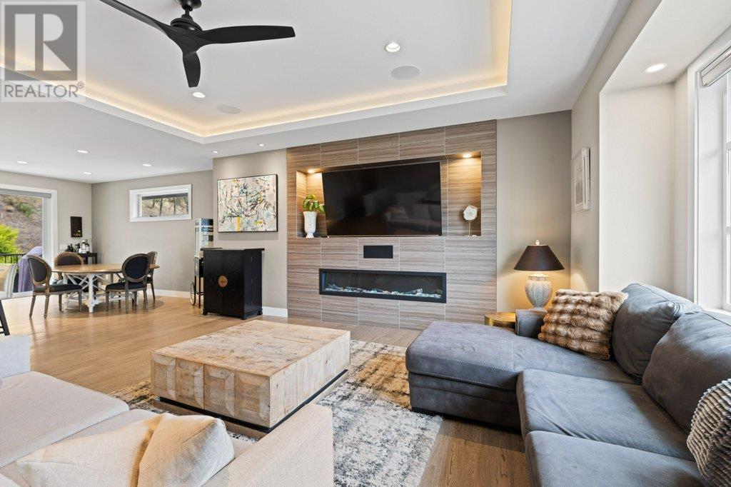 288 Upper Canyon Drive N. Kelowna, British Columbia