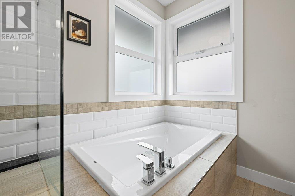 288 Upper Canyon Drive N. Kelowna, British Columbia