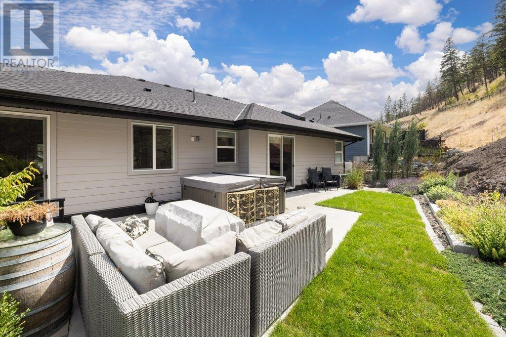 288 Upper Canyon Drive N. Kelowna, British Columbia