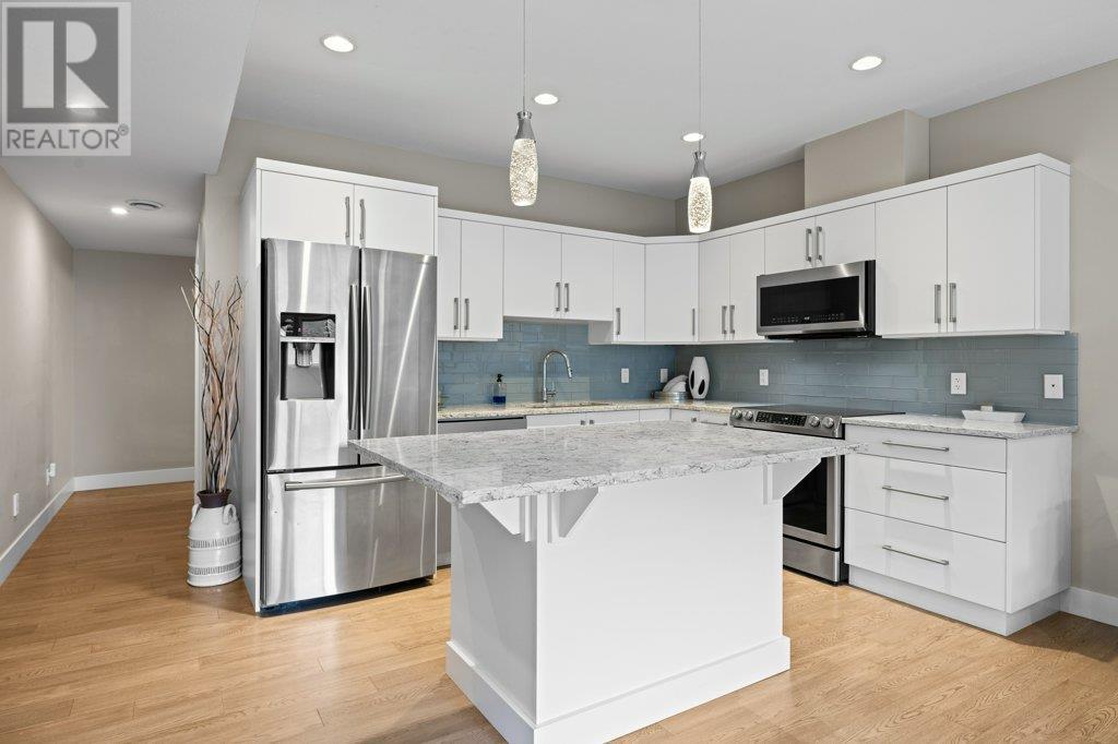 288 Upper Canyon Drive N. Kelowna, British Columbia