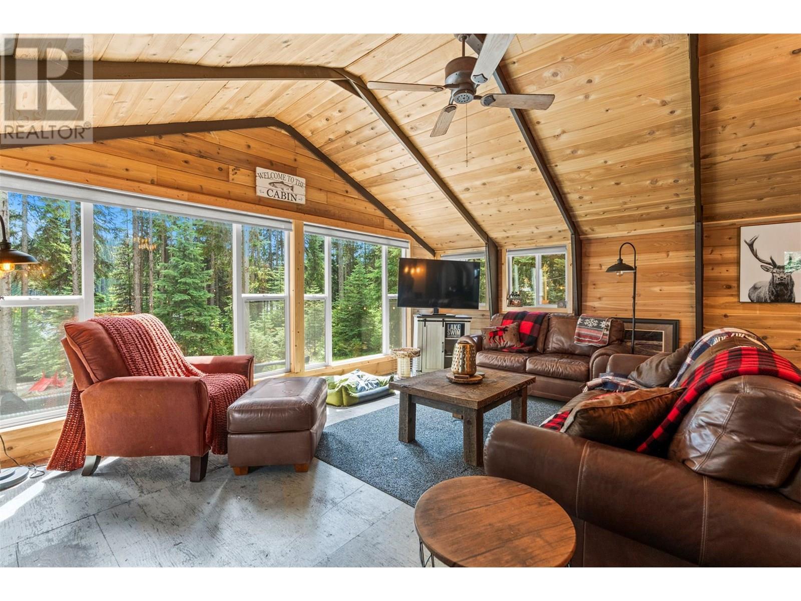 Block E Crooked Lake. Lake Country, British Columbia