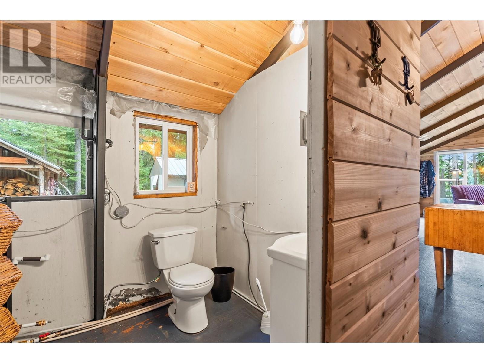 Block E Crooked Lake. Lake Country, British Columbia