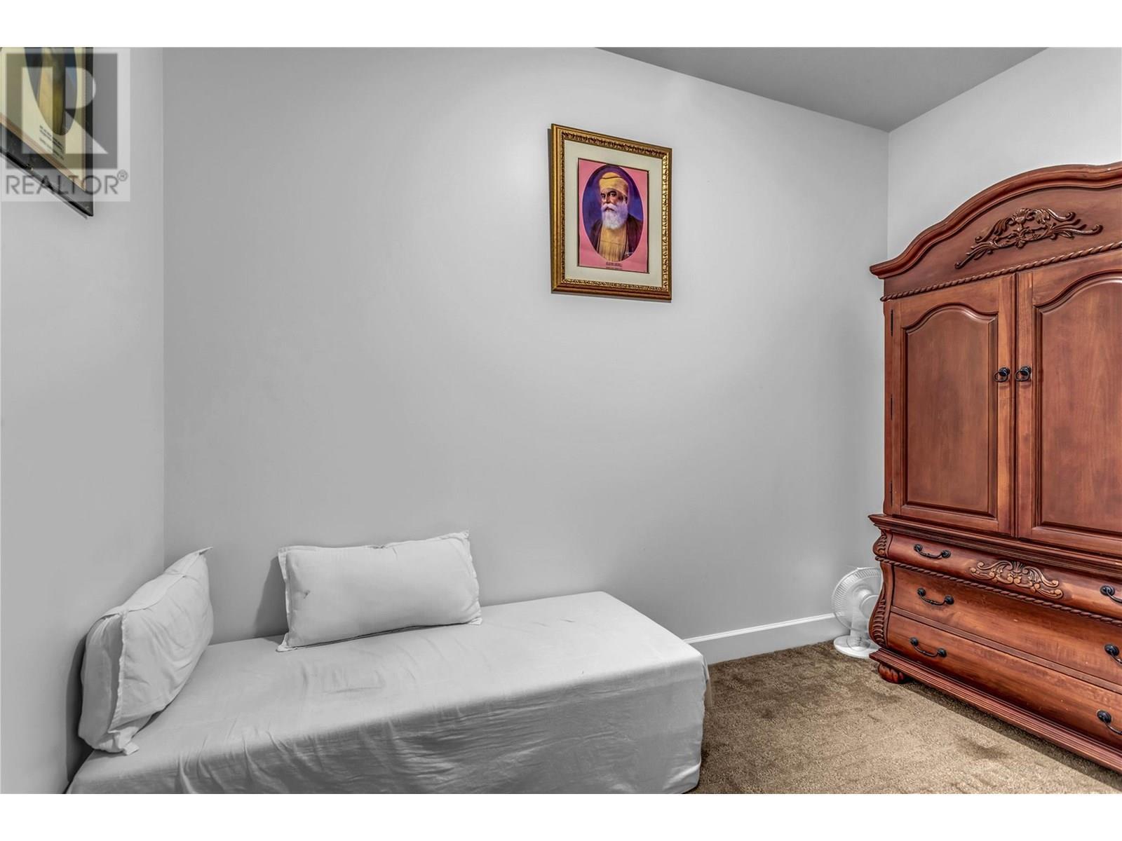 4561 Rittich Road. Kelowna, British Columbia