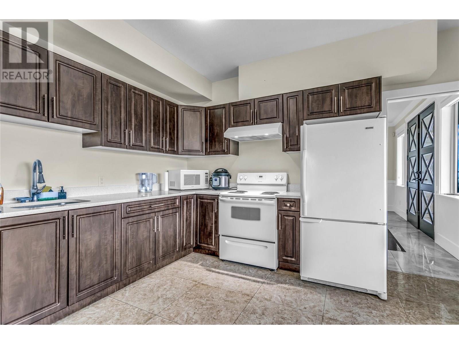 4561 Rittich Road. Kelowna, British Columbia