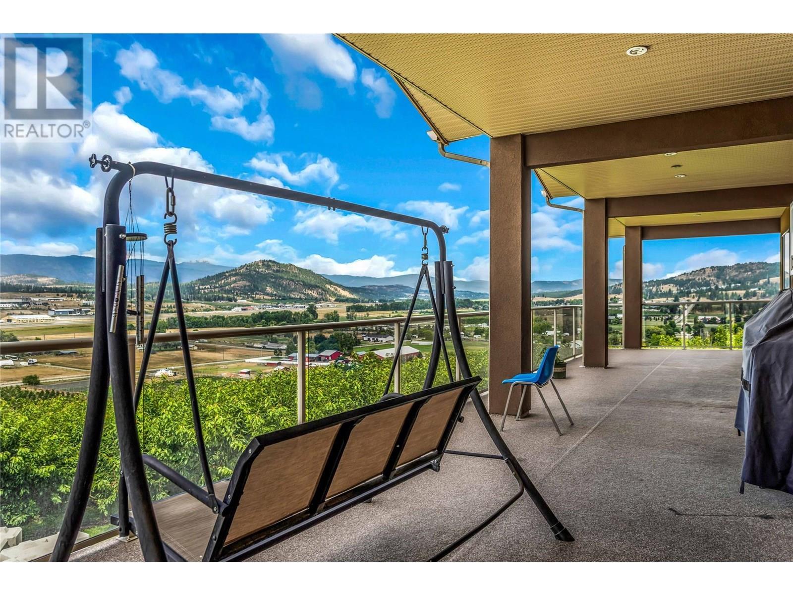 4561 Rittich Road. Kelowna, British Columbia