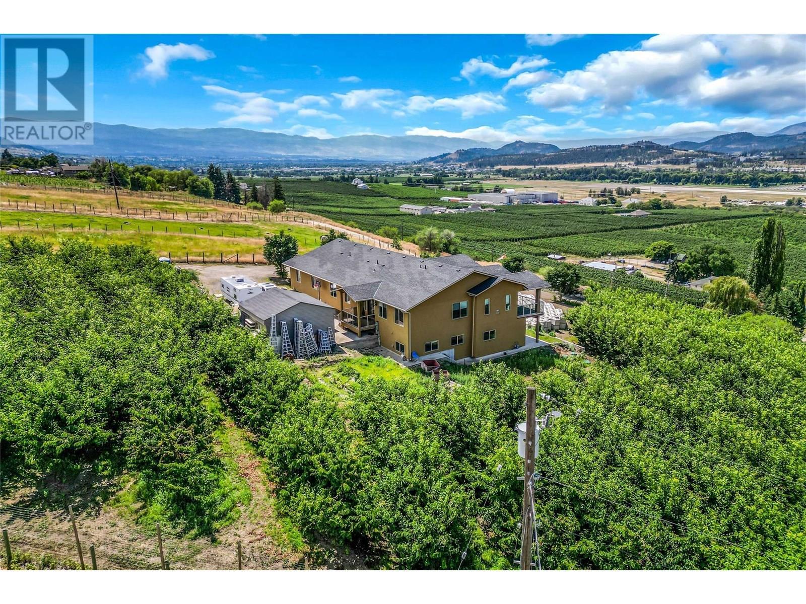 4561 Rittich Road. Kelowna, British Columbia