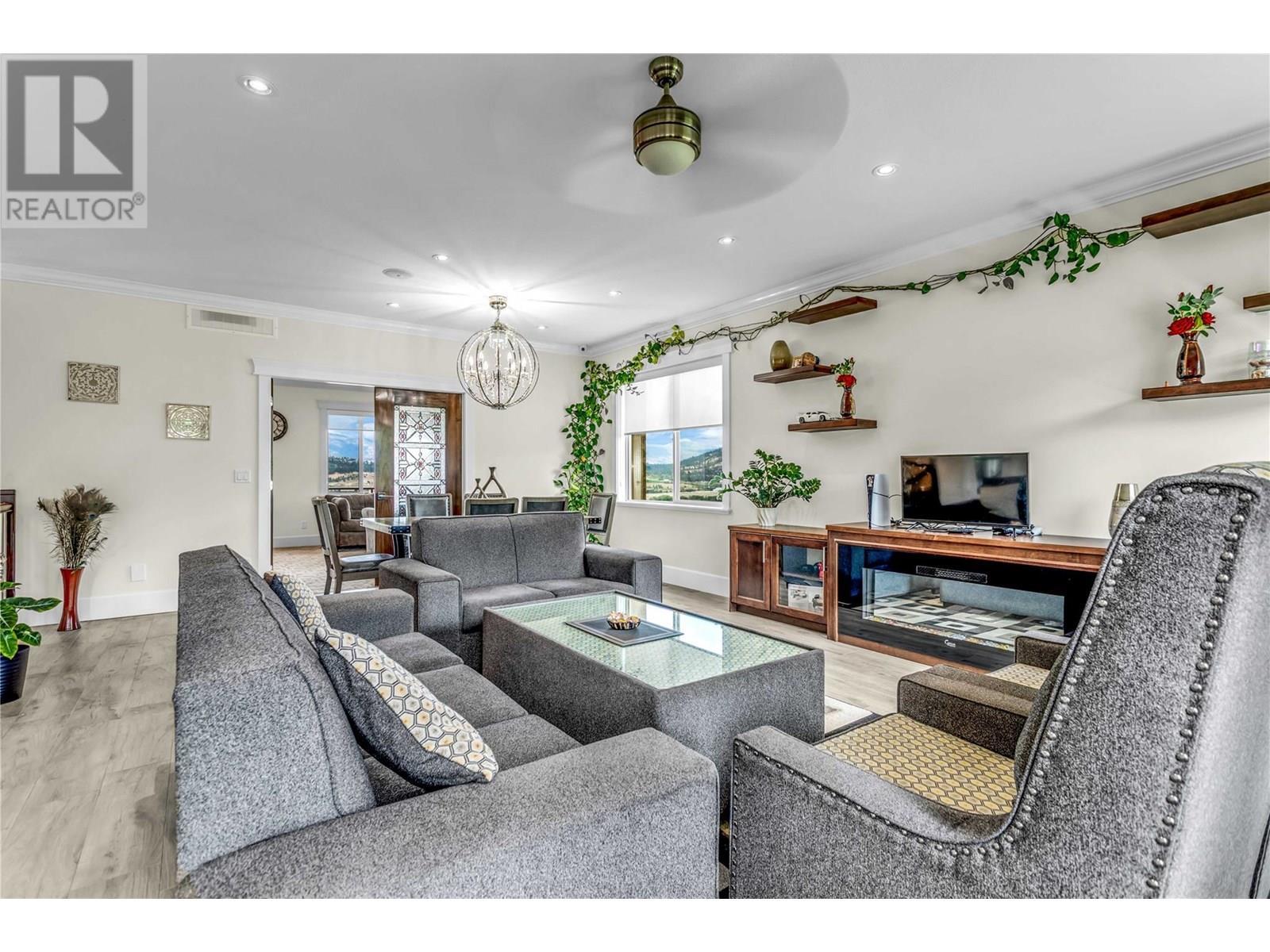 4561 Rittich Road. Kelowna, British Columbia