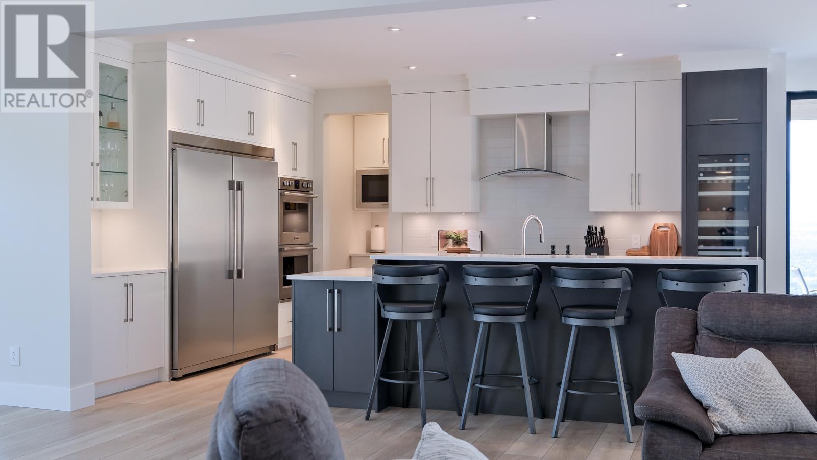 740 Pinehaven Court. Kelowna, British Columbia