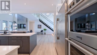 740 Pinehaven Court. Kelowna, British Columbia