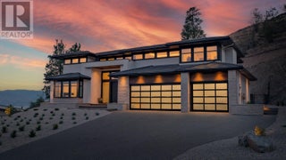 740 Pinehaven Court. Kelowna, British Columbia