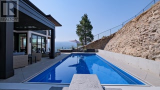 740 Pinehaven Court. Kelowna, British Columbia