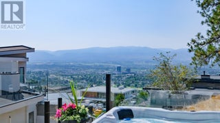 740 Pinehaven Court. Kelowna, British Columbia