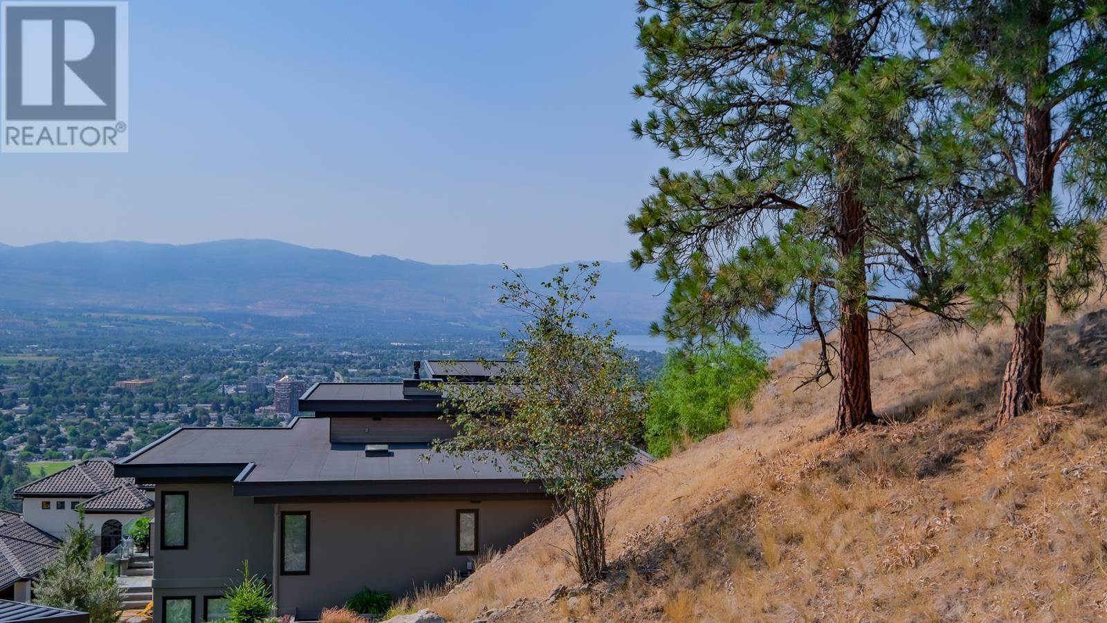 740 Pinehaven Court. Kelowna, British Columbia