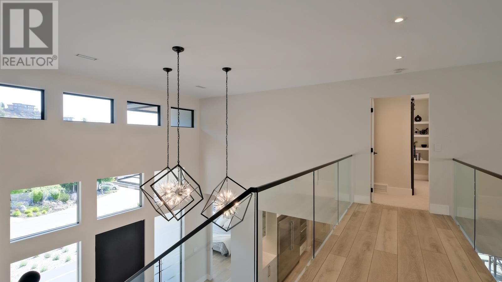 740 Pinehaven Court. Kelowna, British Columbia