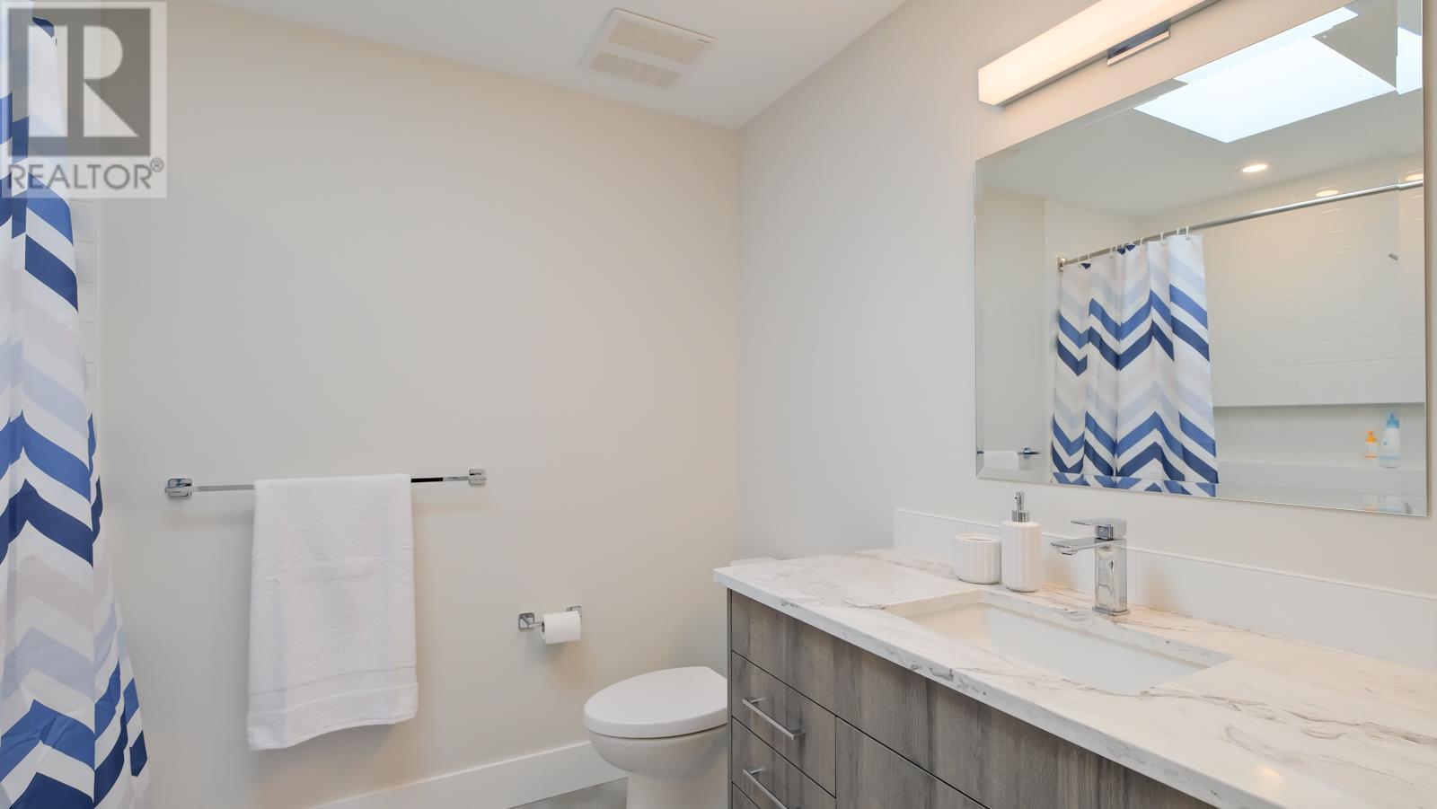 740 Pinehaven Court. Kelowna, British Columbia