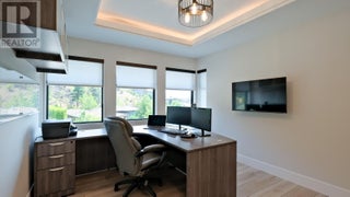 740 Pinehaven Court. Kelowna, British Columbia