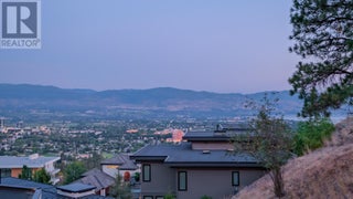 740 Pinehaven Court. Kelowna, British Columbia