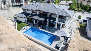 740 Pinehaven Court. Kelowna, British Columbia