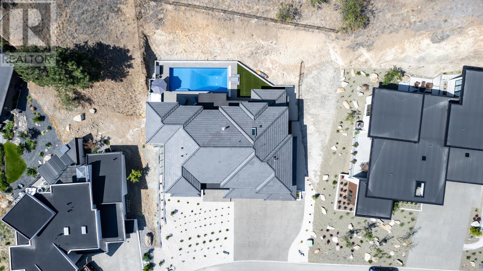 740 Pinehaven Court. Kelowna, British Columbia