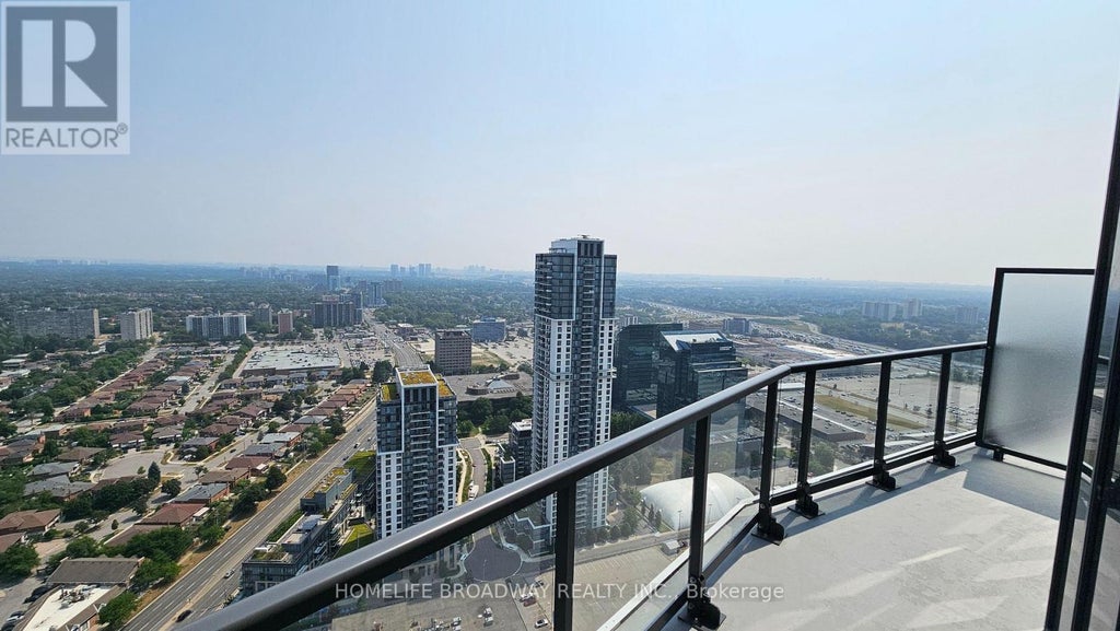 Ph04 - 325 Yorkland Boulevard, Toronto (henry Farm)