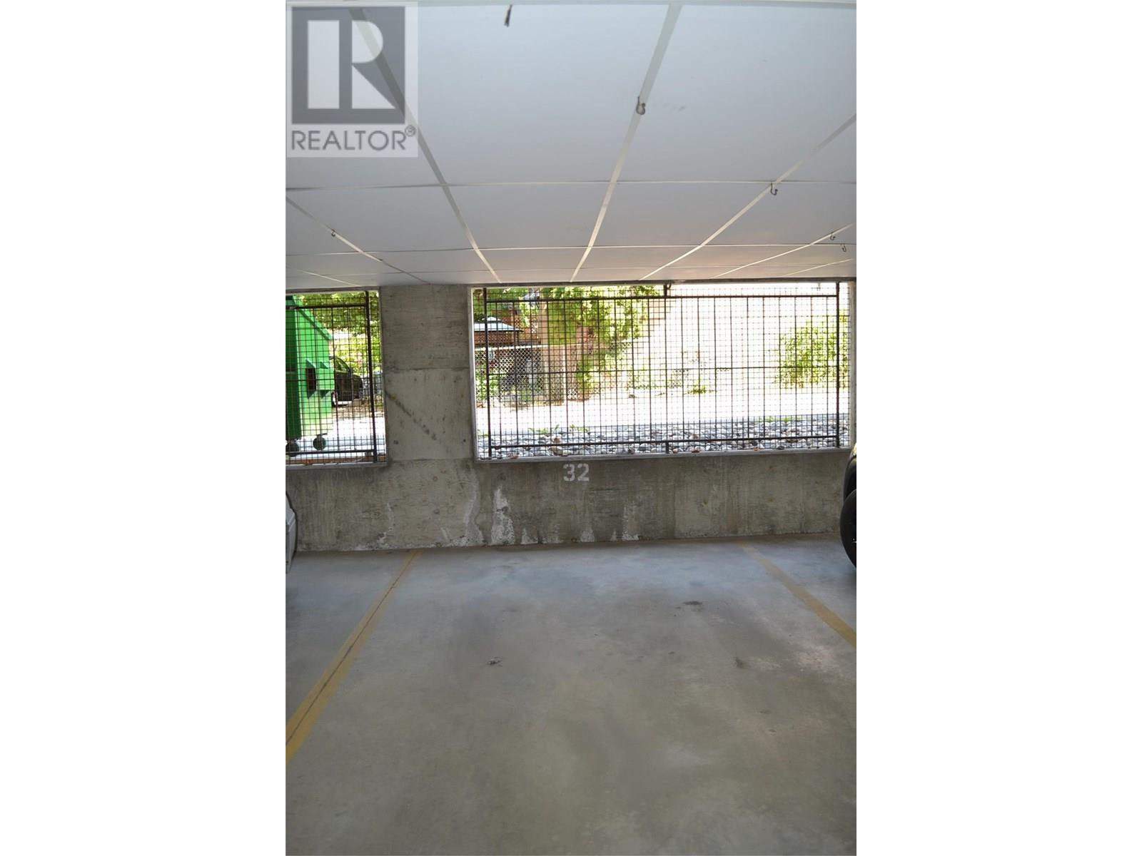 1170 Brookside Avenue Unit# 204. Kelowna, British Columbia