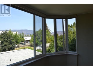1170 Brookside Avenue Unit# 204. Kelowna, British Columbia