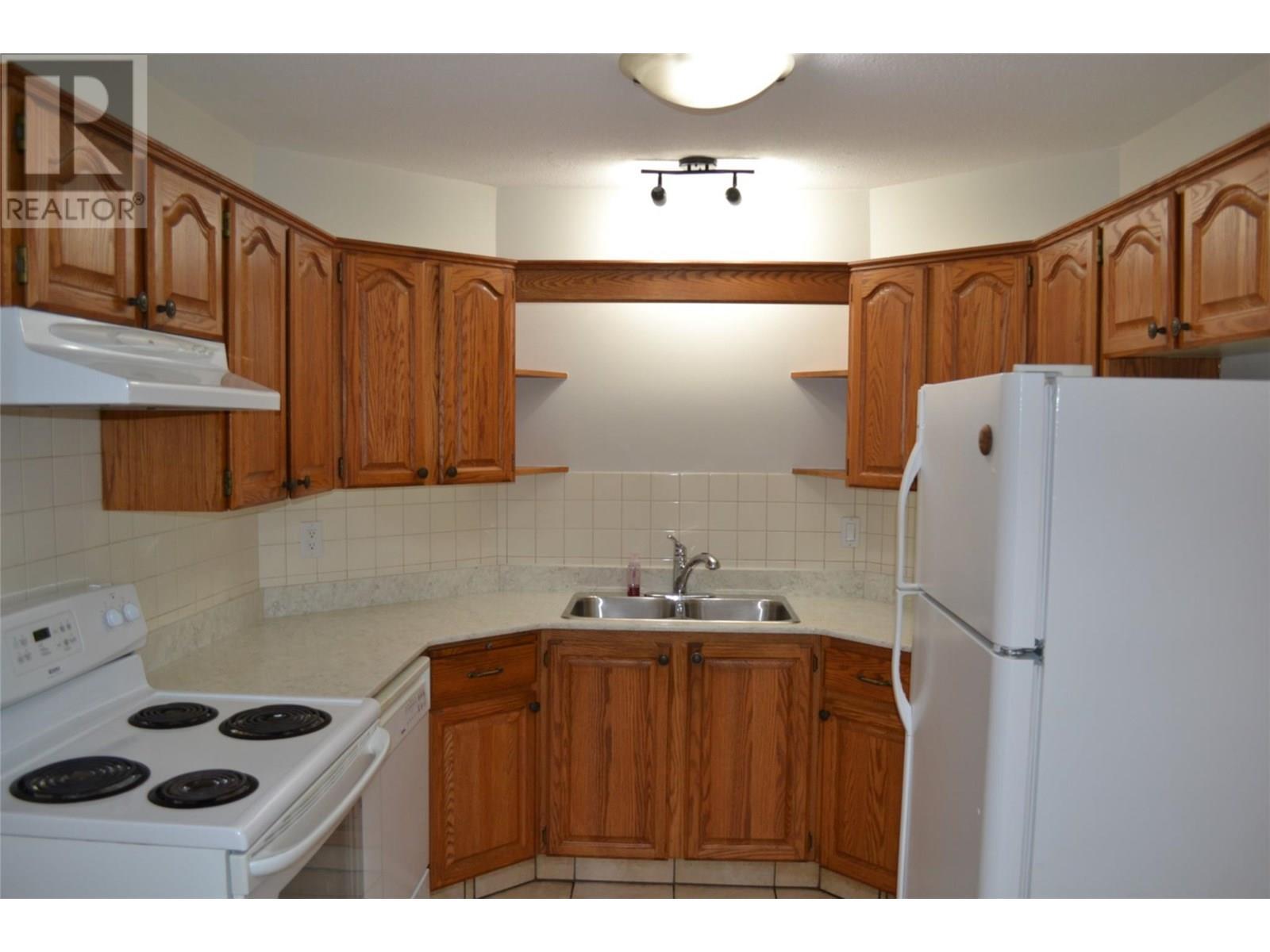 1170 Brookside Avenue Unit# 204. Kelowna, British Columbia