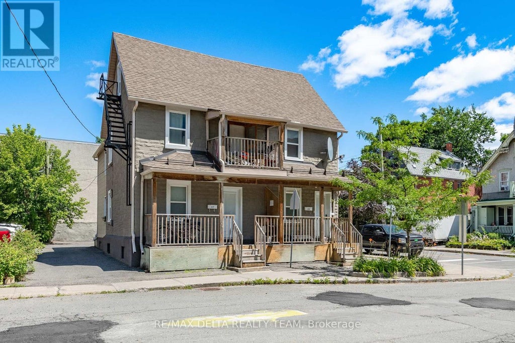 437-439 Booth Street, Ottawa