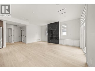 840 Grenfell Avenue Unit# 1. Kelowna, British Columbia