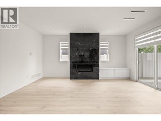 840 Grenfell Avenue Unit# 1. Kelowna, British Columbia