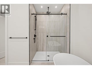 840 Grenfell Avenue Unit# 1. Kelowna, British Columbia