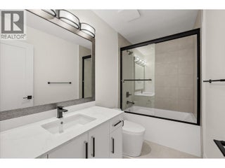 840 Grenfell Avenue Unit# 1. Kelowna, British Columbia