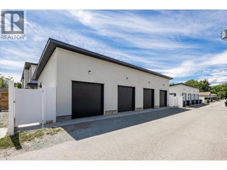 840 Grenfell Avenue Unit# 1. Kelowna, British Columbia