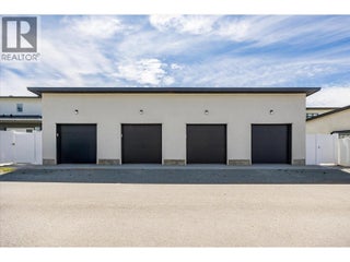 840 Grenfell Avenue Unit# 1. Kelowna, British Columbia