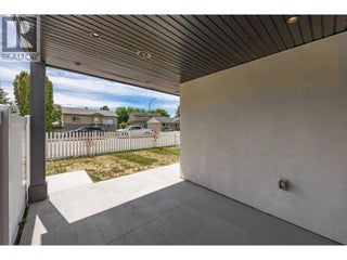 840 Grenfell Avenue Unit# 1. Kelowna, British Columbia