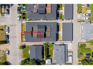 840 Grenfell Avenue Unit# 1. Kelowna, British Columbia