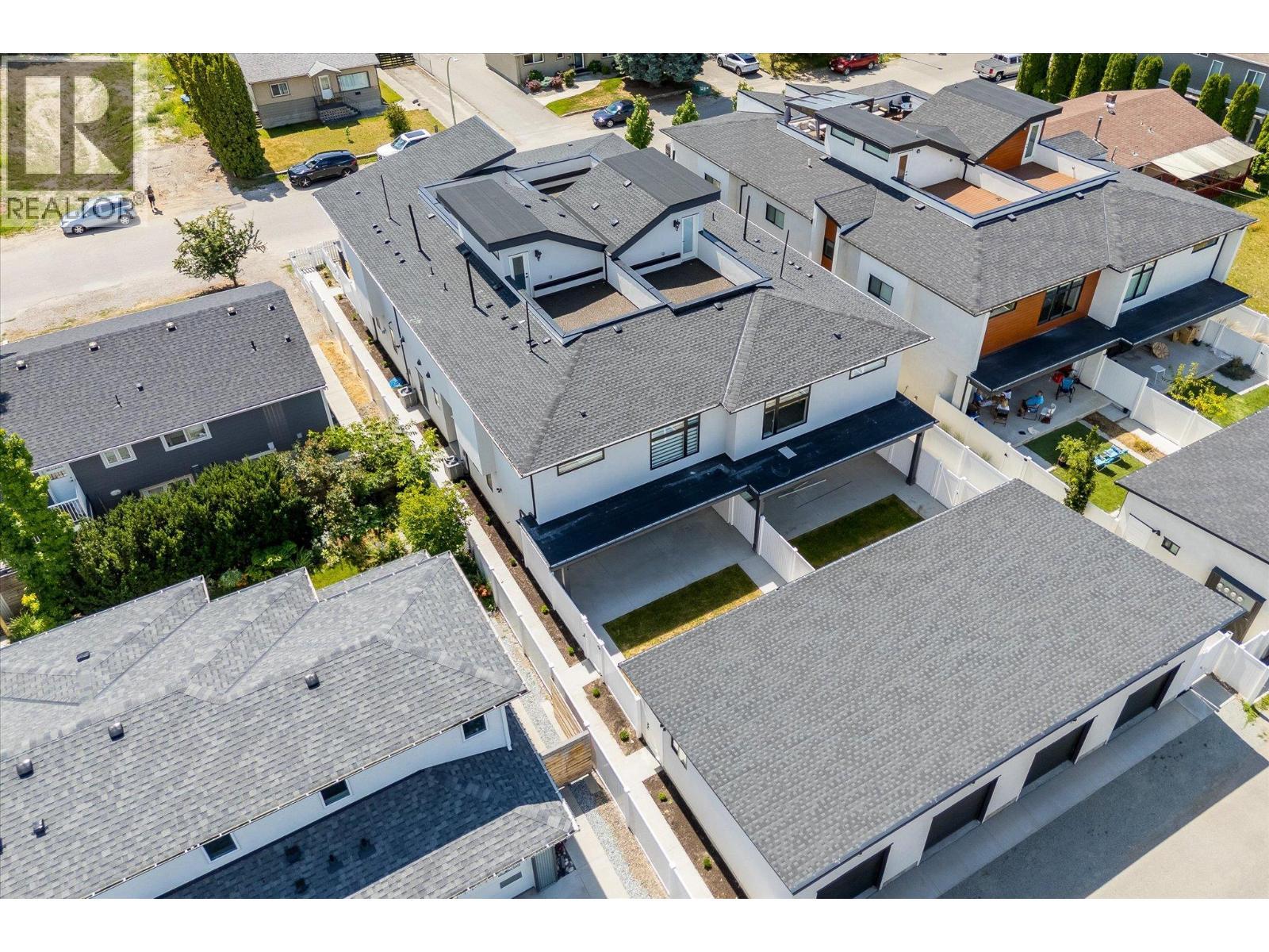 840 Grenfell Avenue Unit# 1. Kelowna, British Columbia