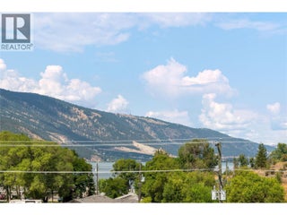3719 Woodsdale Road Unit# 17. Lake Country, British Columbia