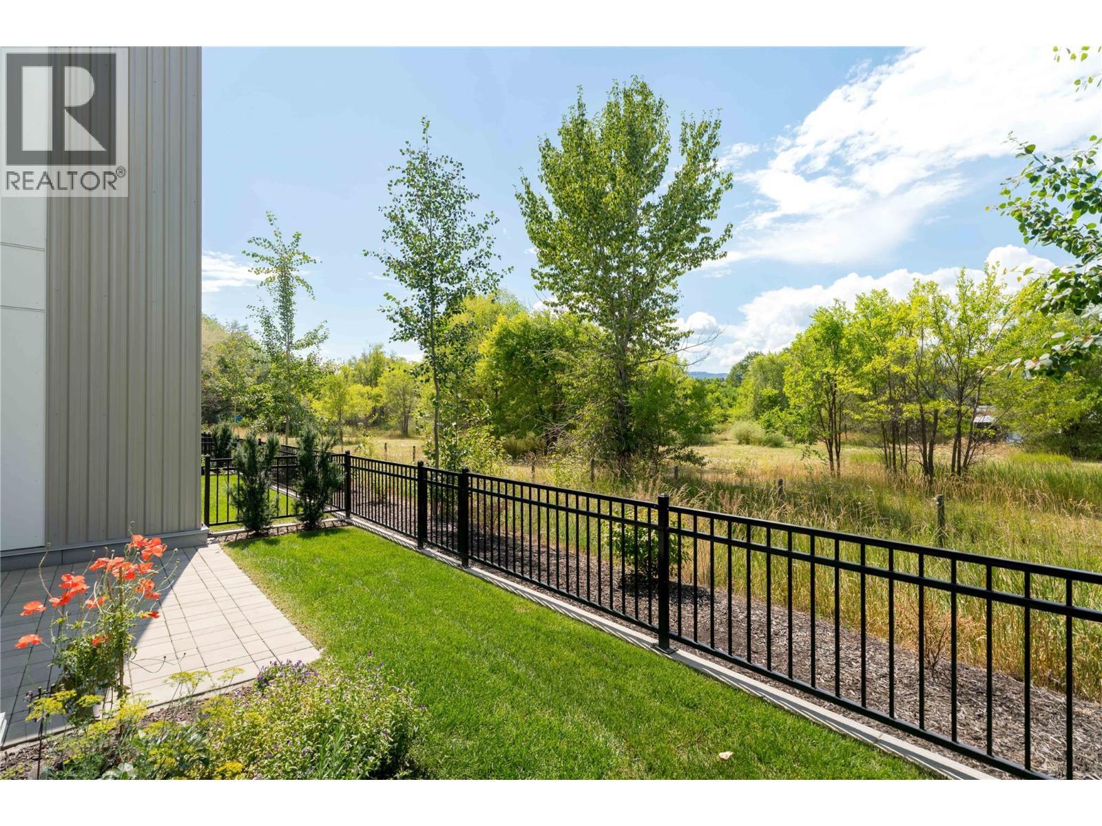 3719 Woodsdale Road Unit# 17. Lake Country, British Columbia