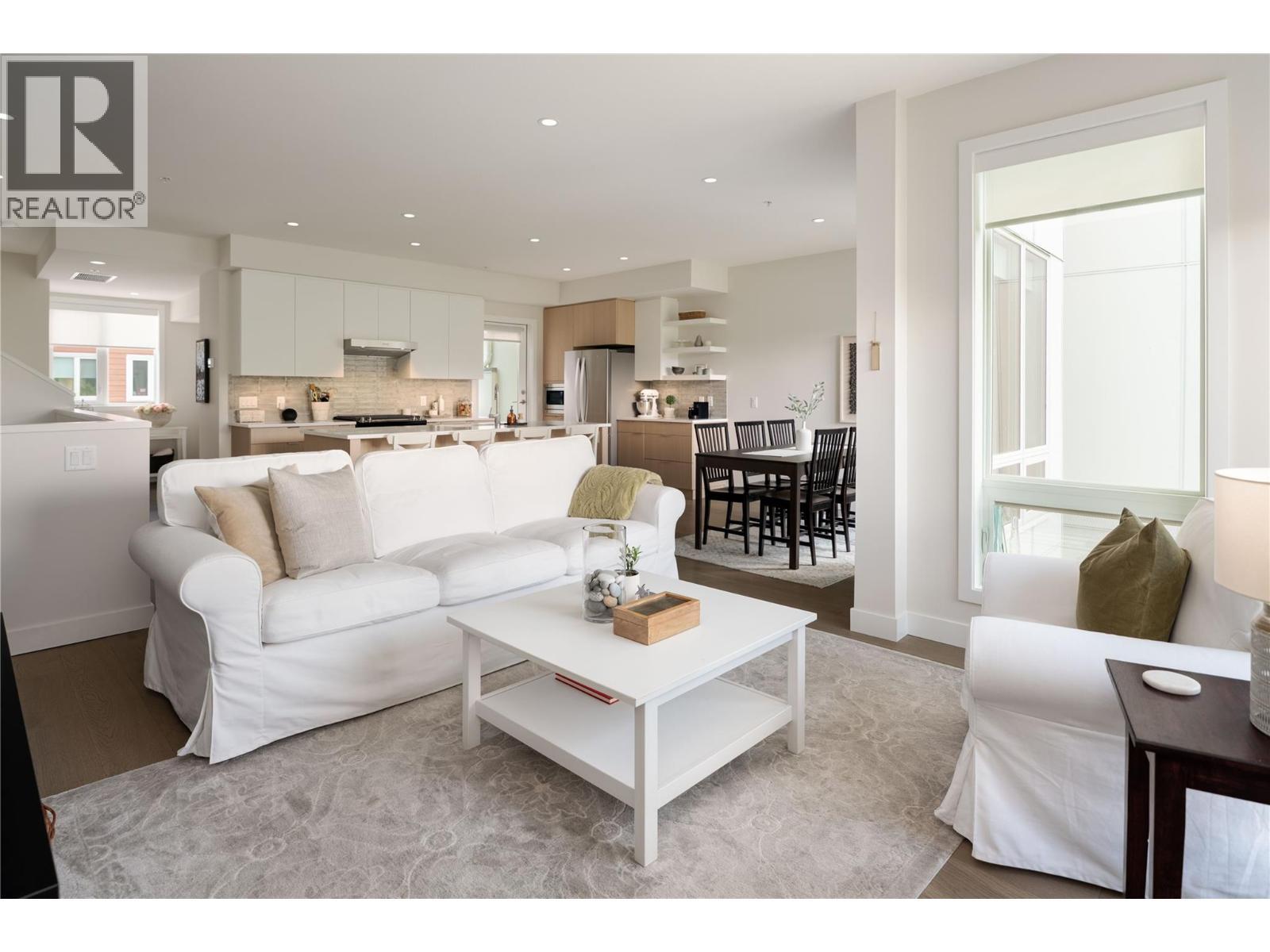 3719 Woodsdale Road Unit# 17. Lake Country, British Columbia