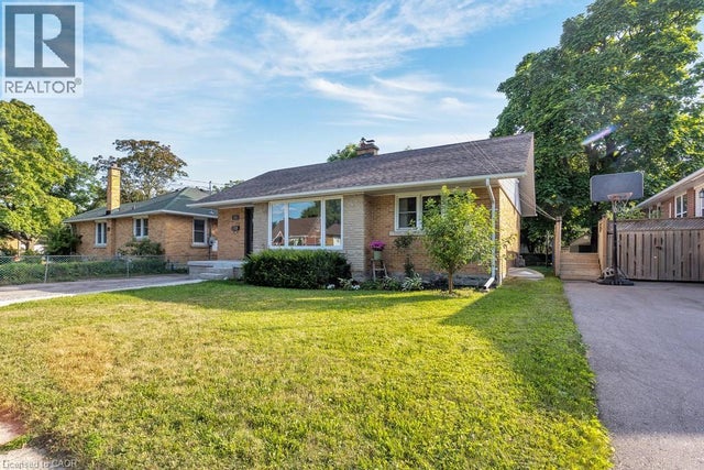 196 Patricia Avenue, Kitchener