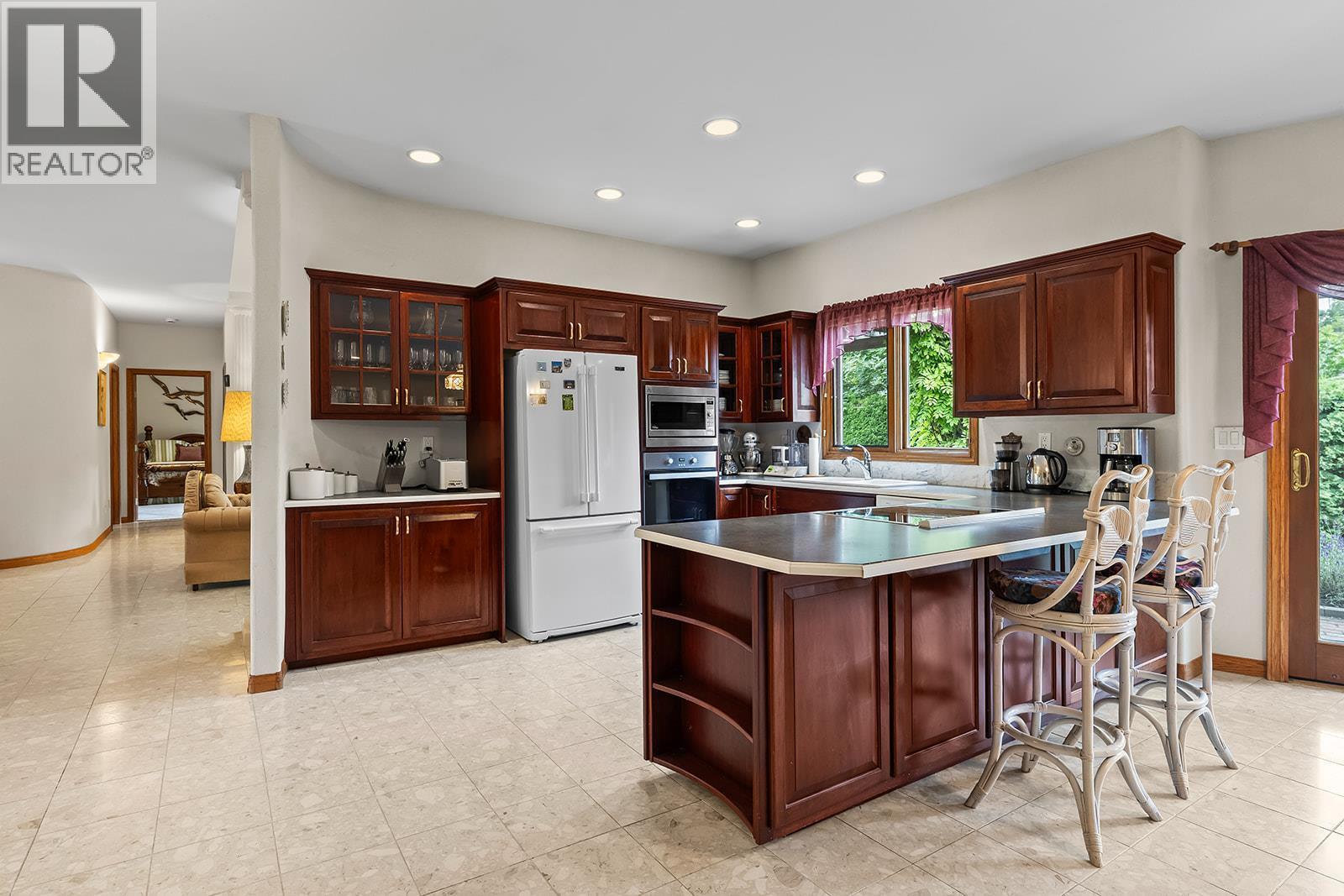 463 Carona Crescent. Kelowna, British Columbia