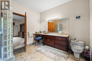 463 Carona Crescent. Kelowna, British Columbia