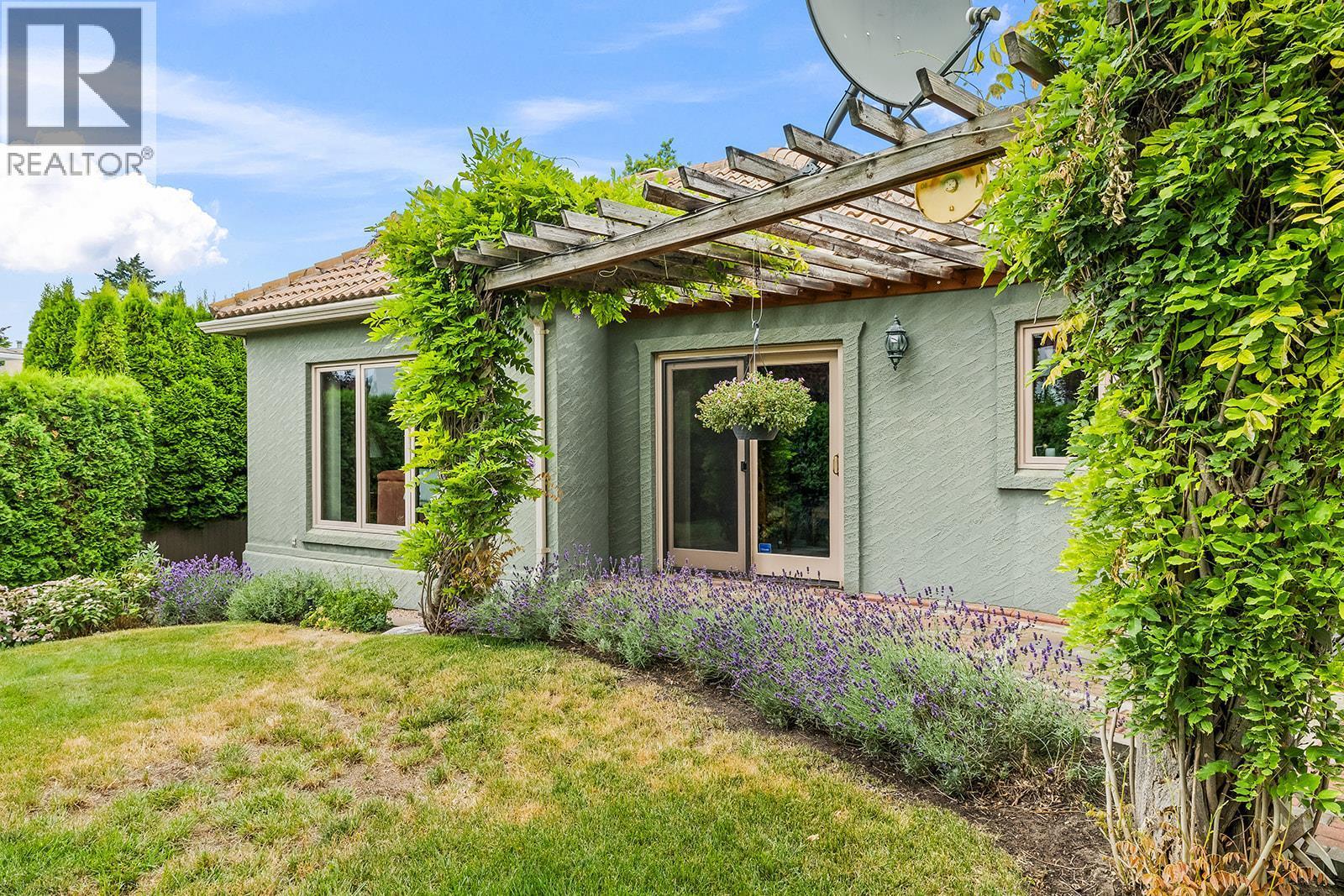 463 Carona Crescent. Kelowna, British Columbia